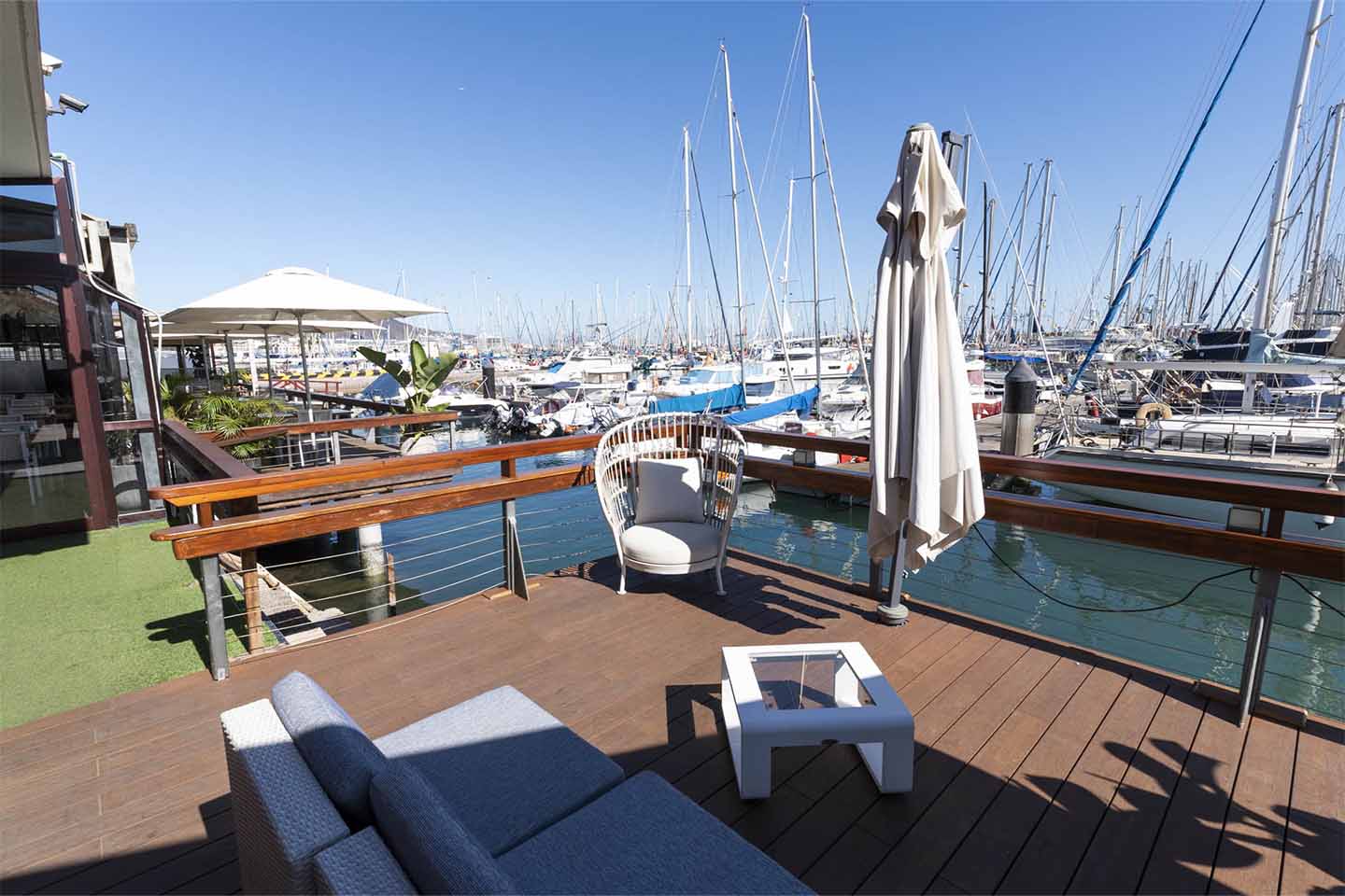 Terraza Restaurante con Vistas al Puerto - Club Marítimo Varadero (6)