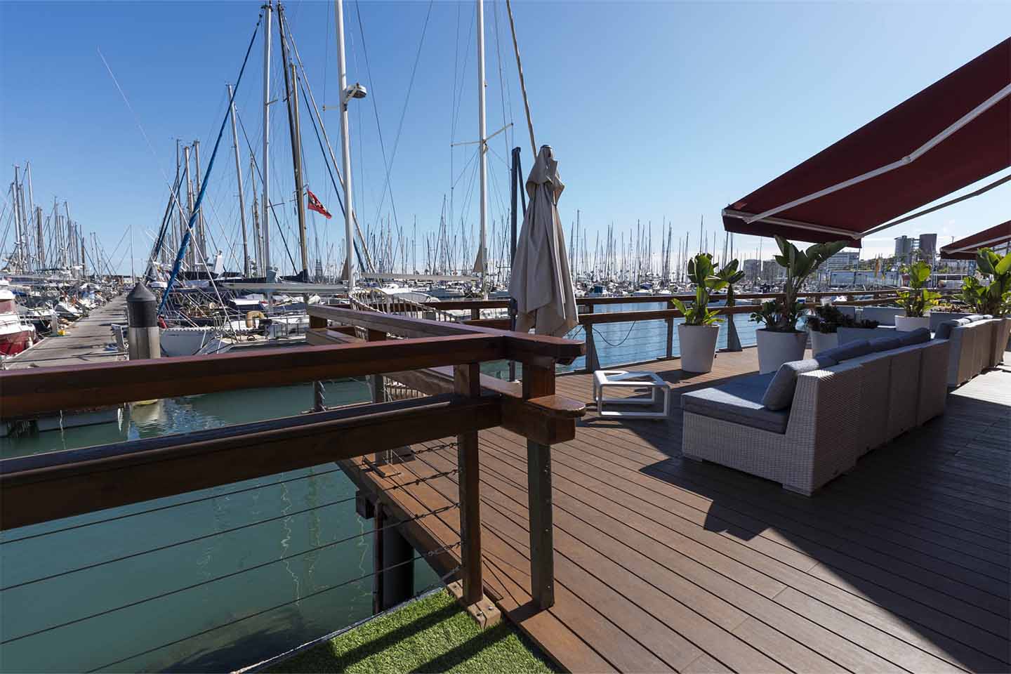 Terraza Restaurante con Vistas al Puerto - Club Marítimo Varadero (9)